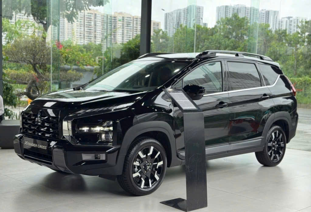 giá xe mitsubishi 7 chỗ