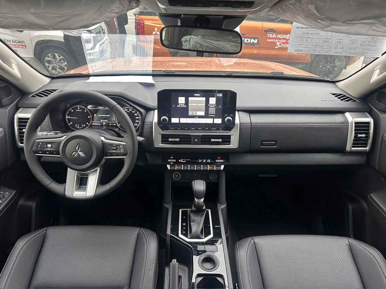 táp lô Mitsubishi Triton 4x2 AT Premium