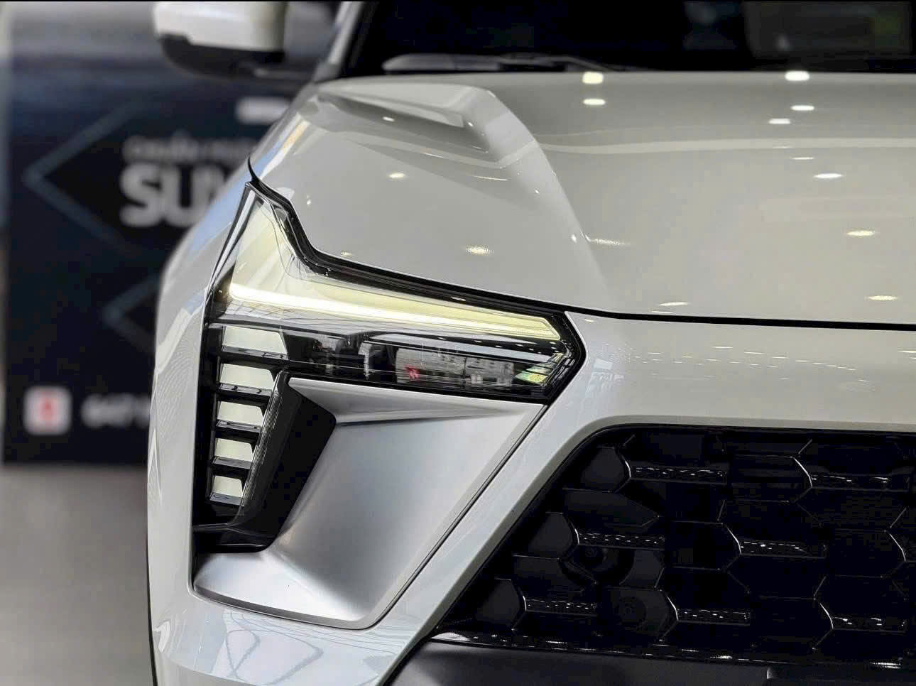Thông số kỹ thuật Mitsubishi Xforce glx