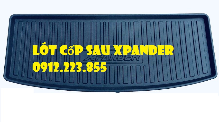 Lót cốp sau Xpander