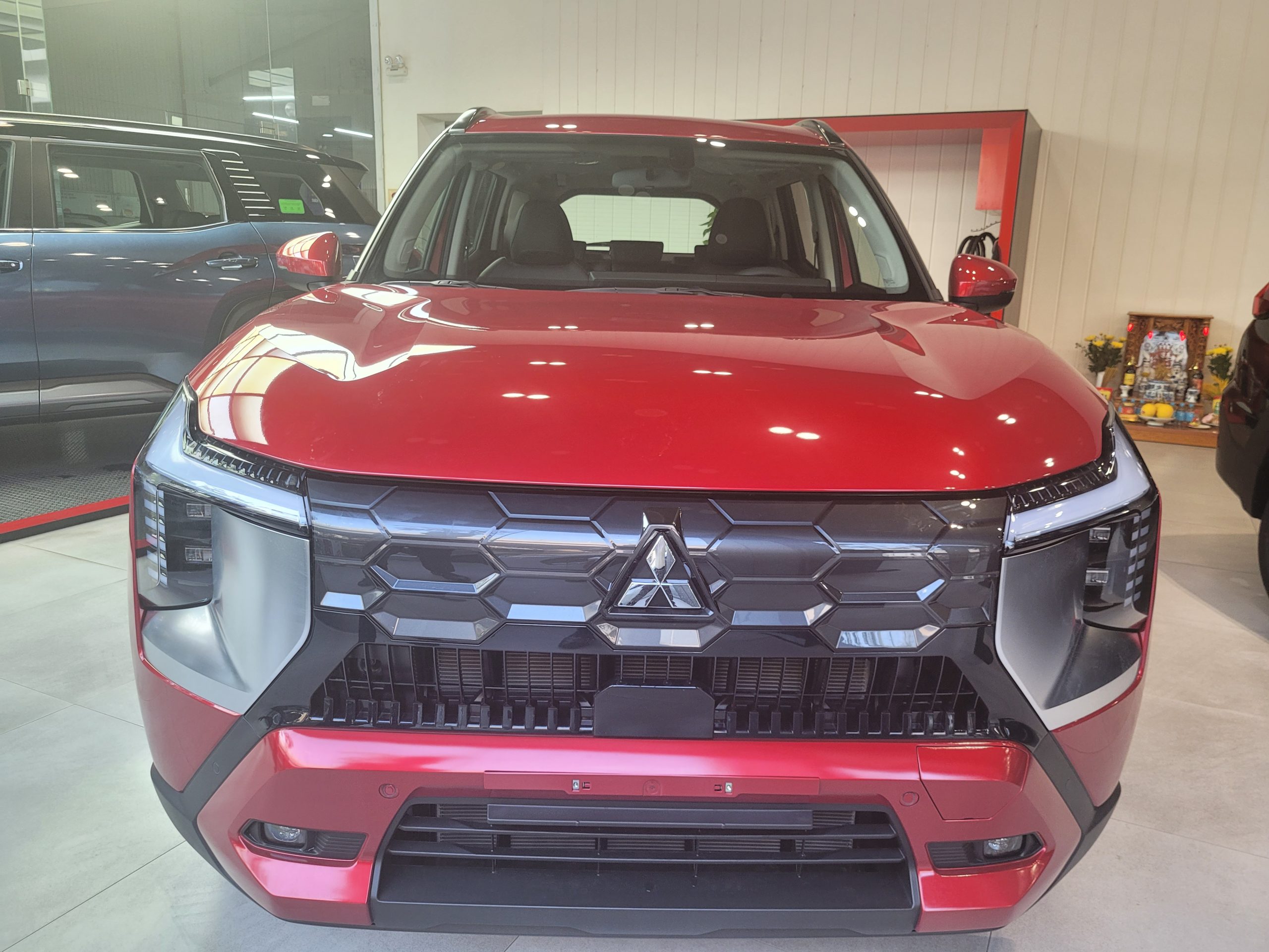 Mitsubishi Destinator Premium