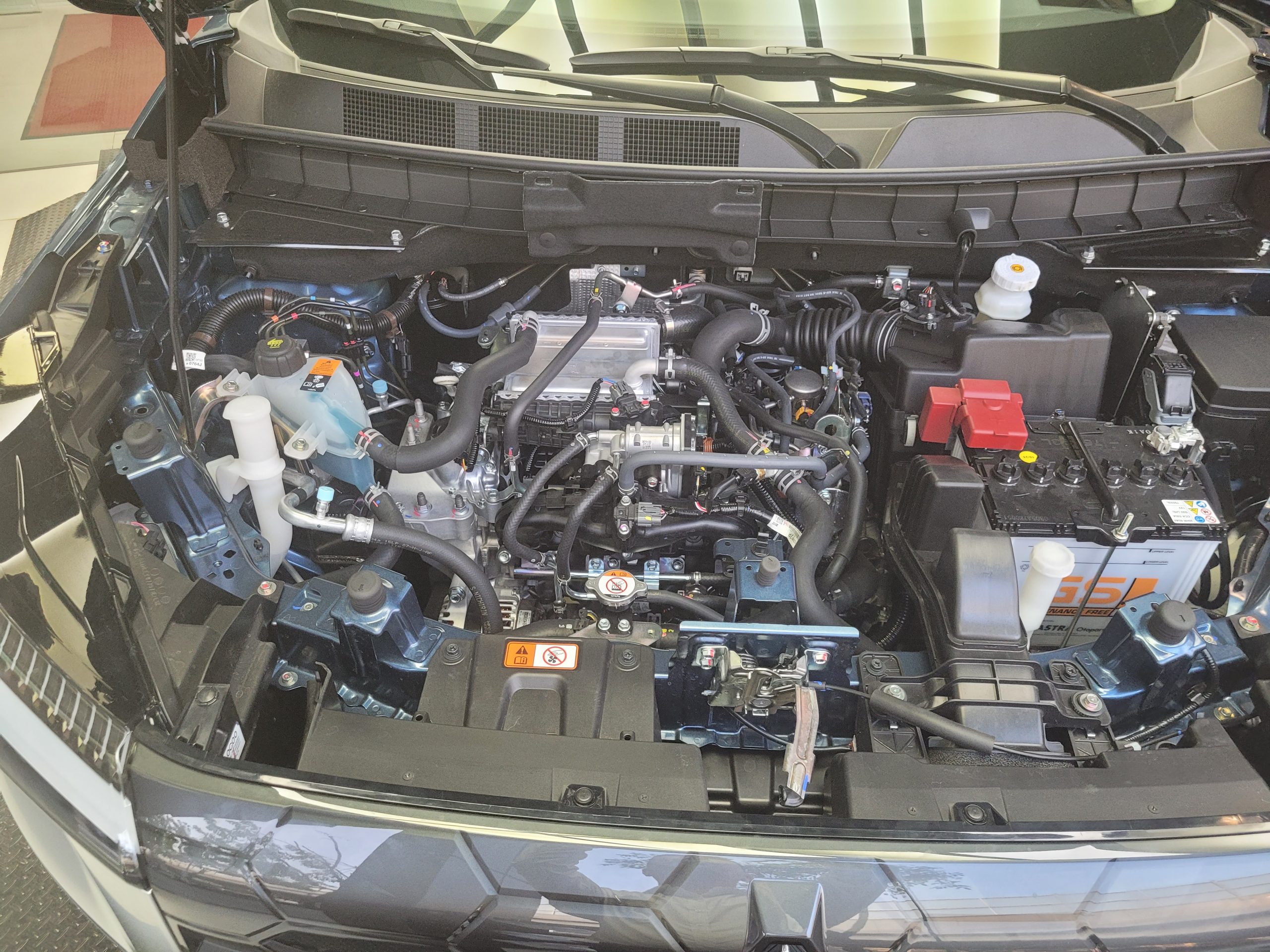 Động cơ xe Mitsubishi Destinator