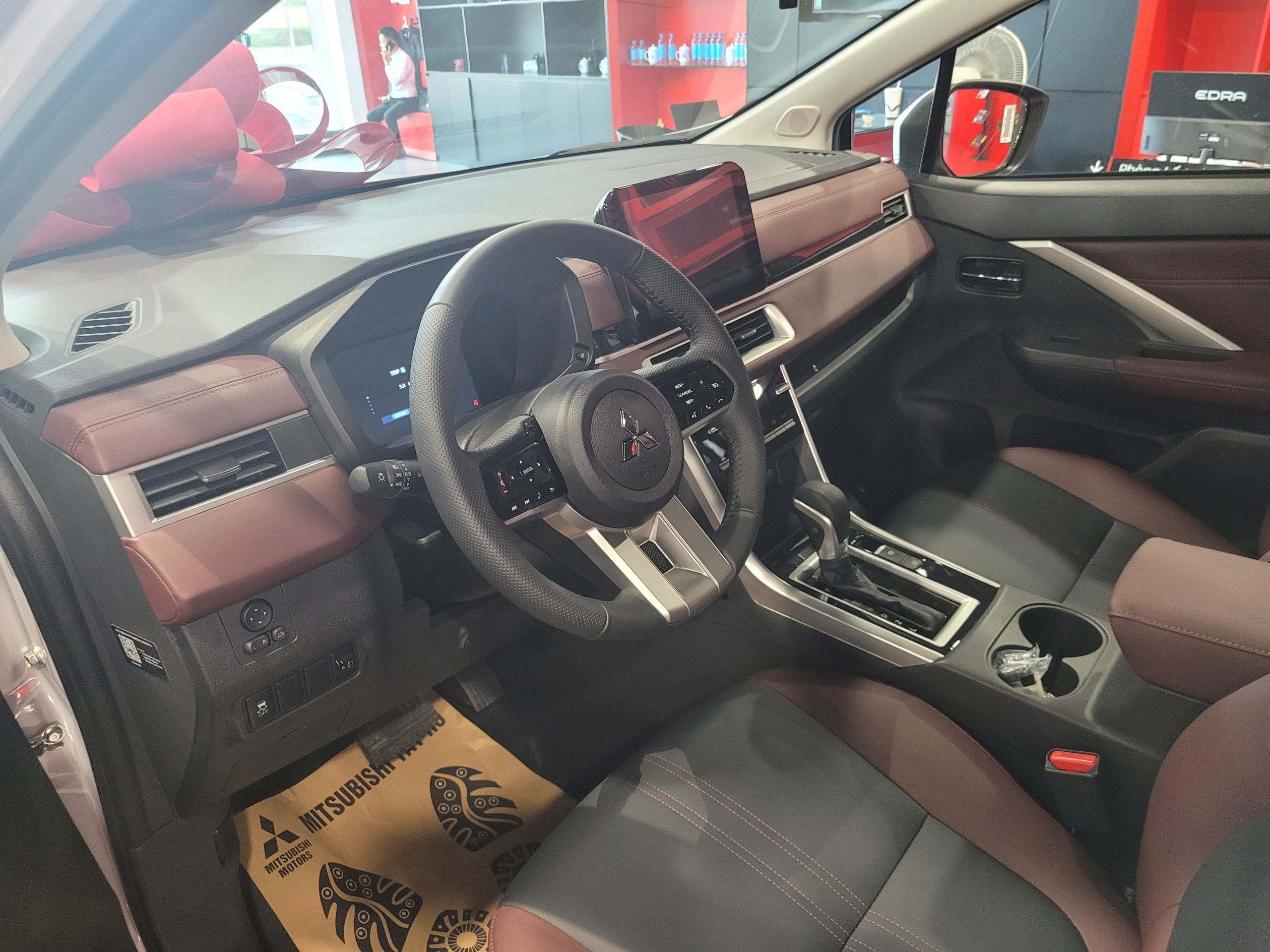 nội thất Xpander Cross