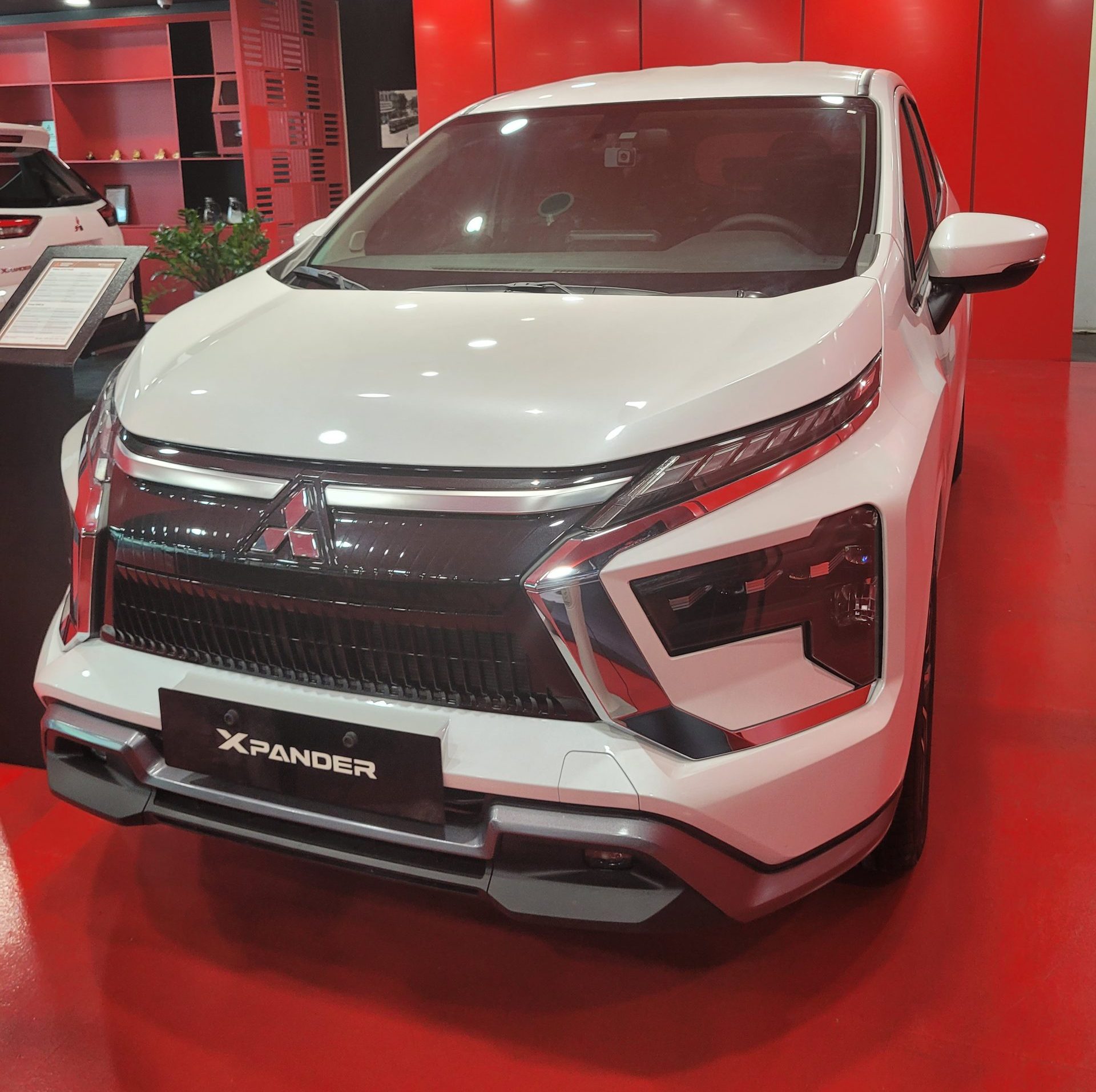 Mitsubishi Xpander Premium