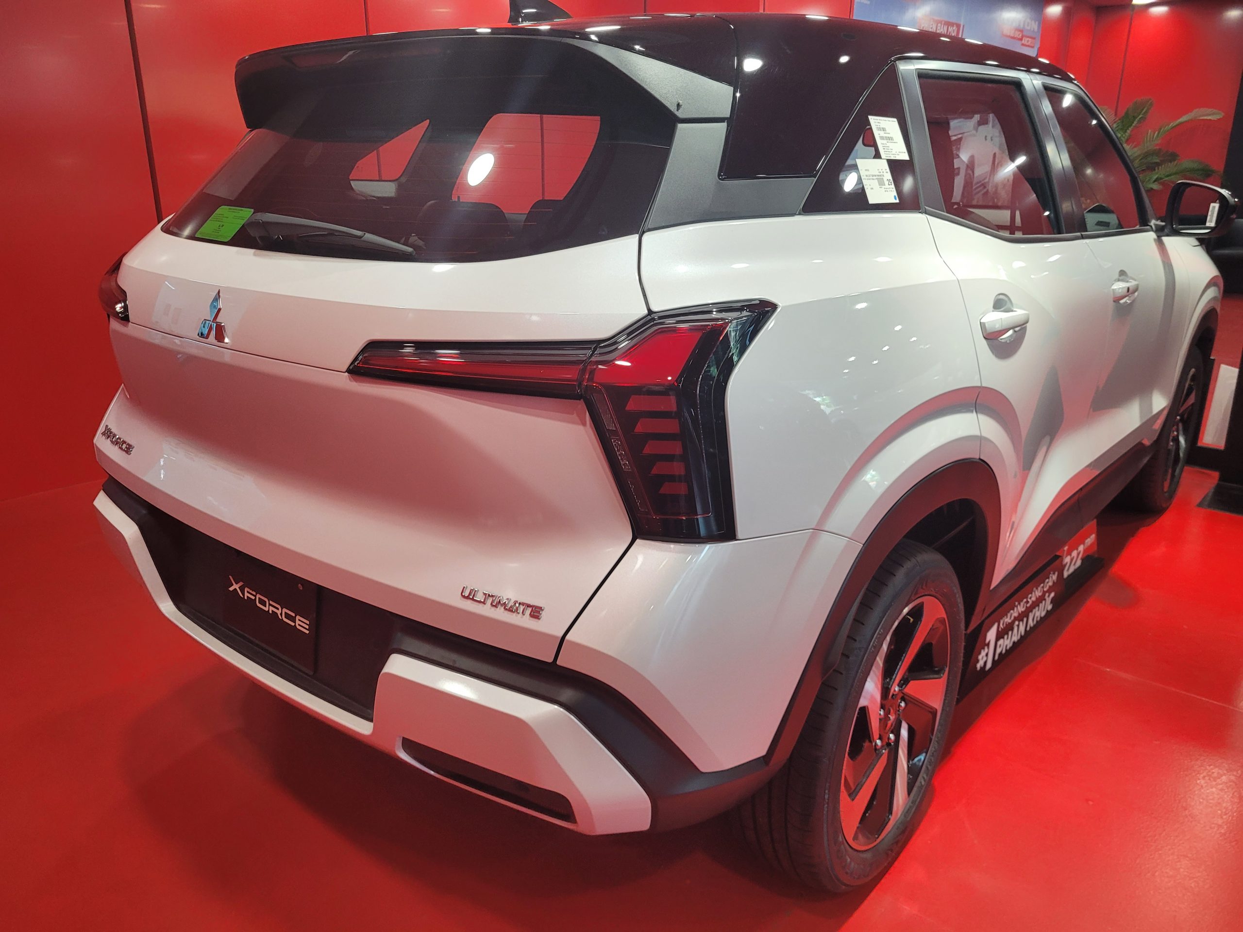 Giá xe mitsubishi xforce ultimate