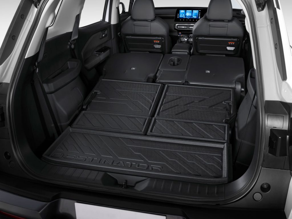 Phụ kiện Mitsubishi Destinator