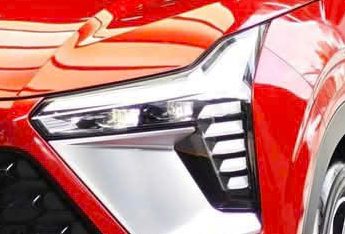 đèn pha xe mitsubishi xforce premium