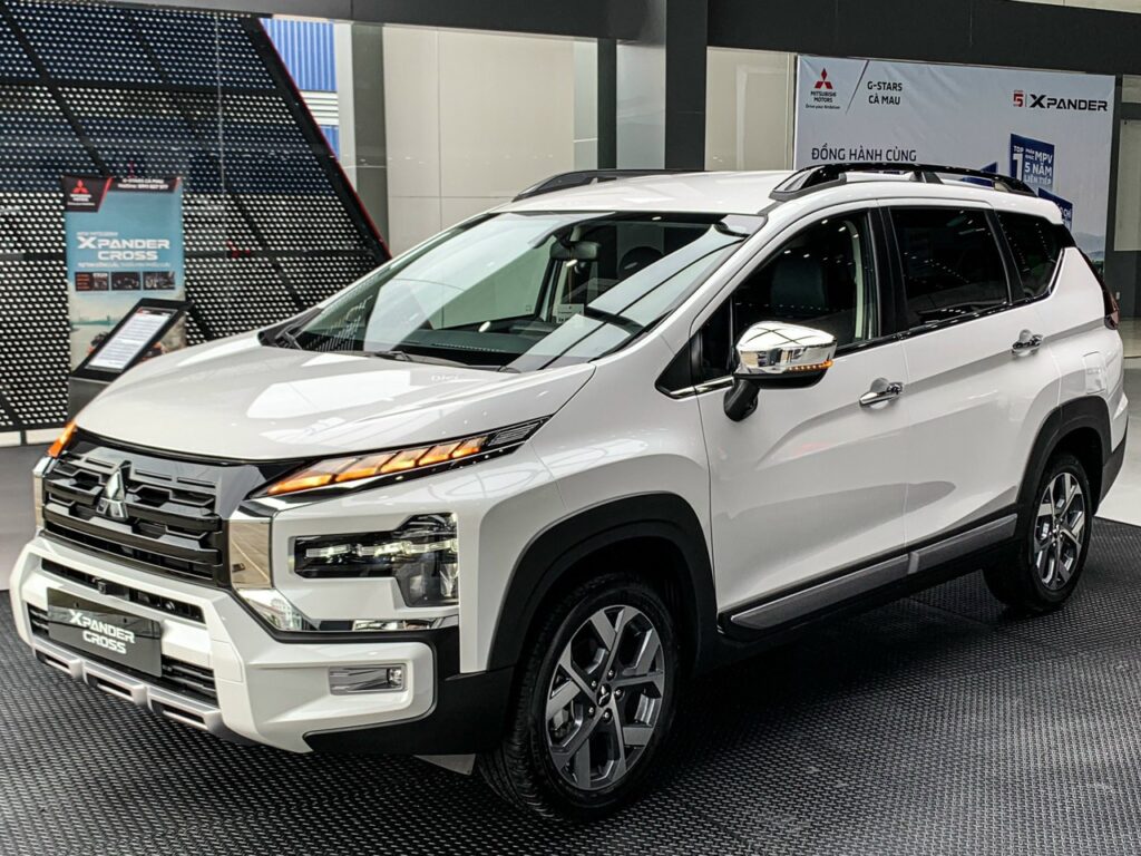 đèn pha xe mitsubishi xpander Cross