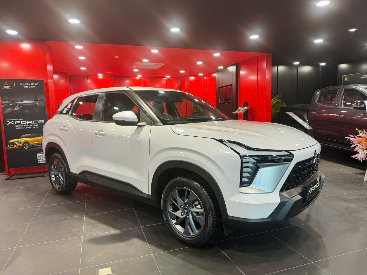 giá xe mitsubishi xforce glx