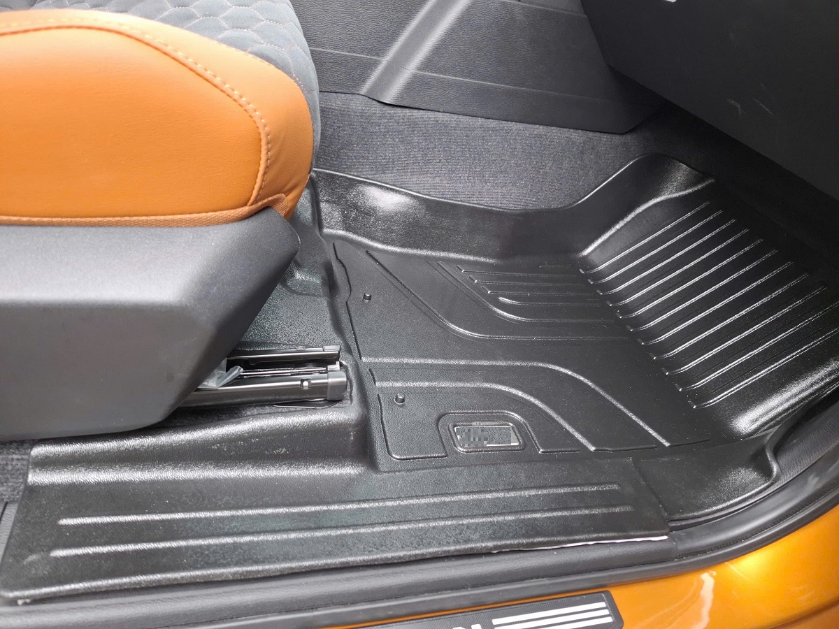 thảm lót sàn Mitsubishi triton