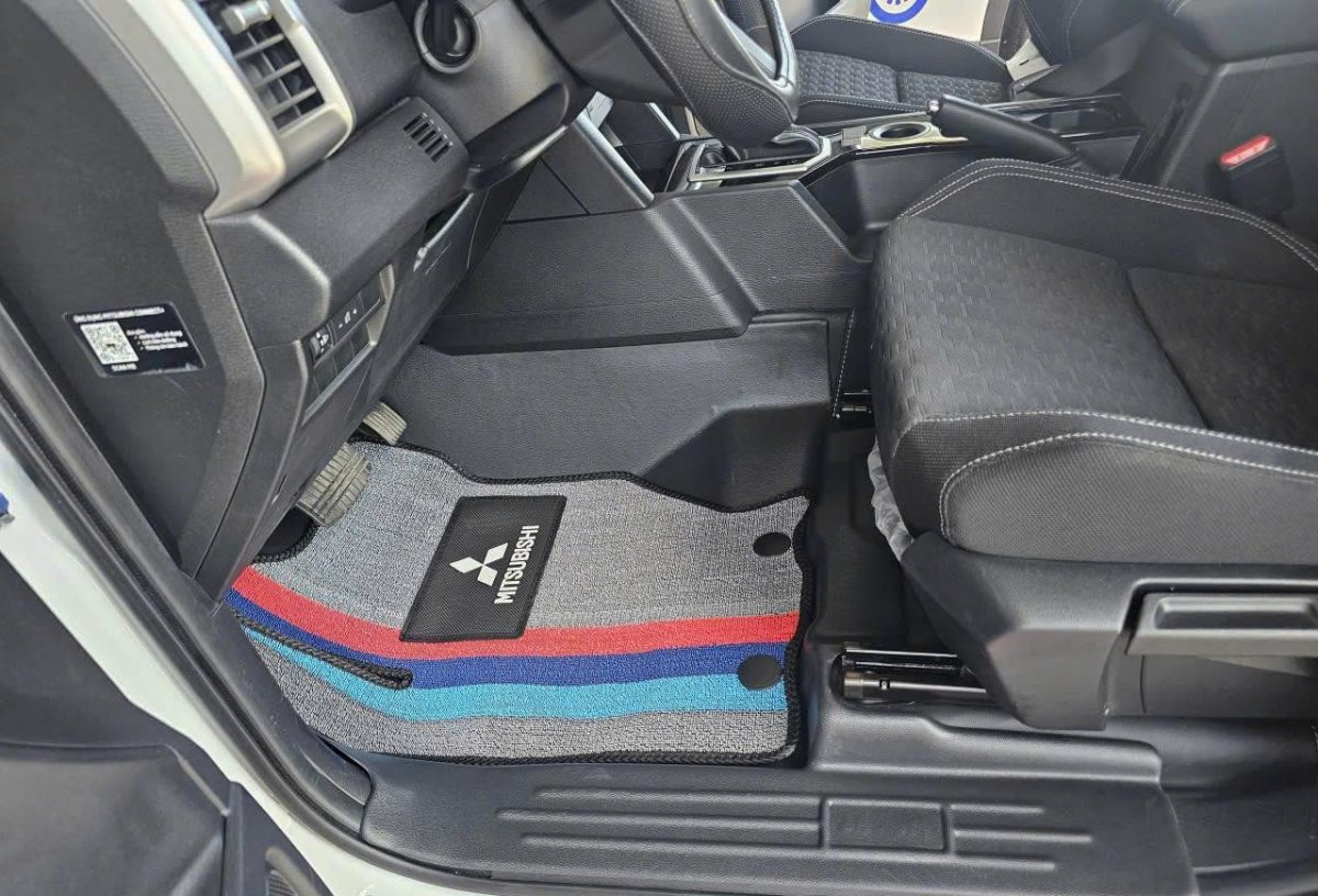 Thảm nhựa TPE xe Mitsubishi Triton